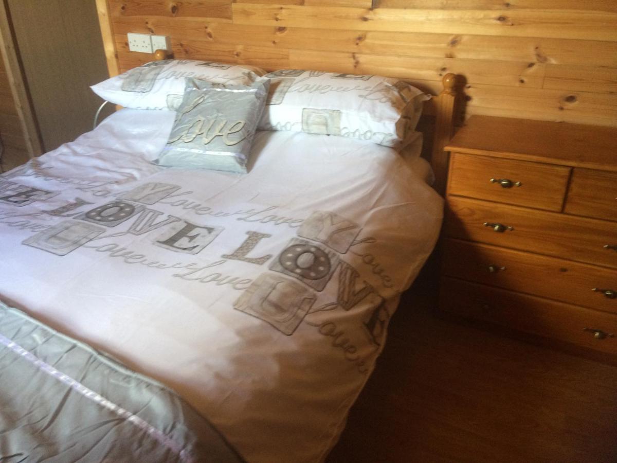 Вилла Log House Hideaway Johnswell Экстерьер фото